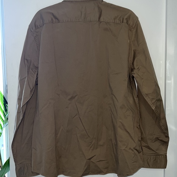 NWT men’s express button up - Picture 4 of 5